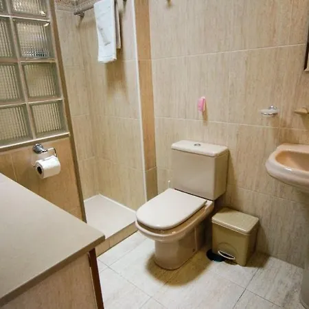 فيلة In Puerto Del Carmen Sleeps 5 Includes Swimming Pool 3