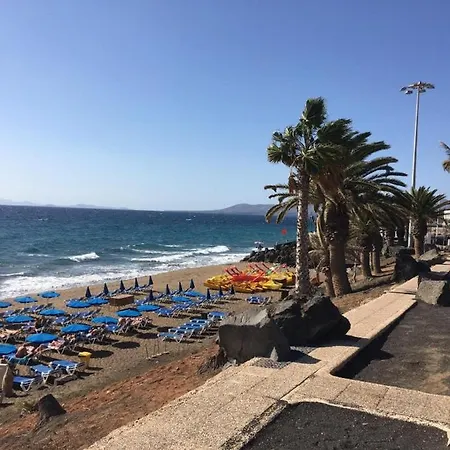 In Puerto Del Carmen Sleeps 5 Includes Swimming Pool 3